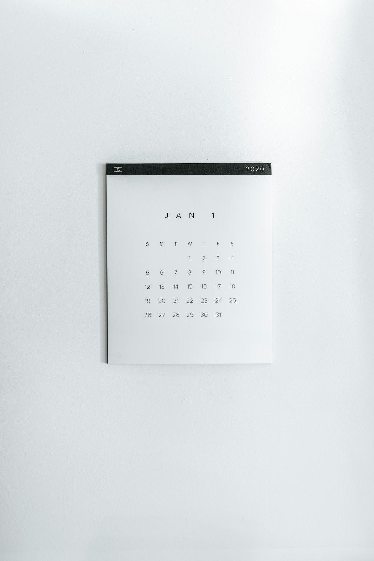 Minimal white desk calendar